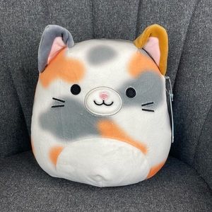 Squishmallow “Tahoe” 8’ NWT
